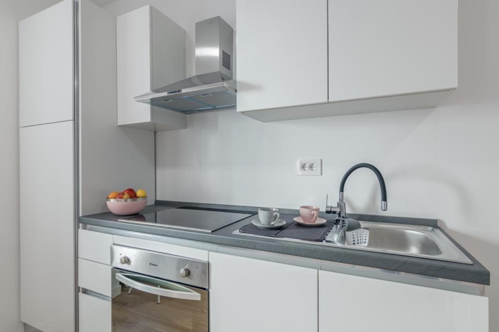 Apartment Klara Free Parking, Center Пула Екстериор снимка